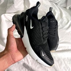 Nike Air Max 270 Black White Youth Size 6.5Y Men's Running Sneakers