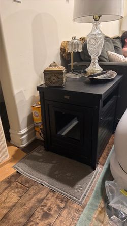 Cat litter box cover table