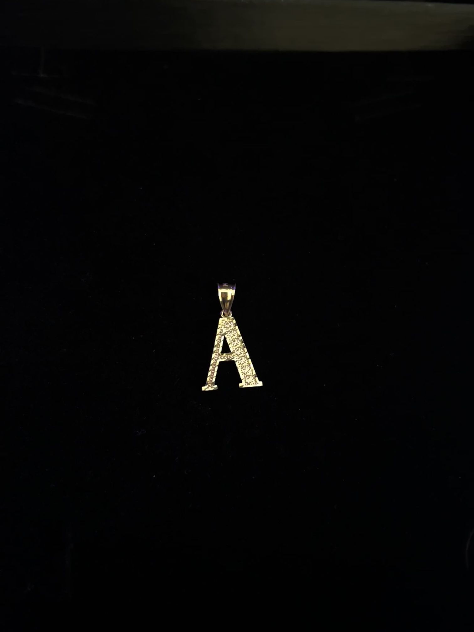 14k Letter A Pendant 