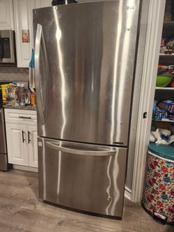 LG Refrigerator Not Cooling