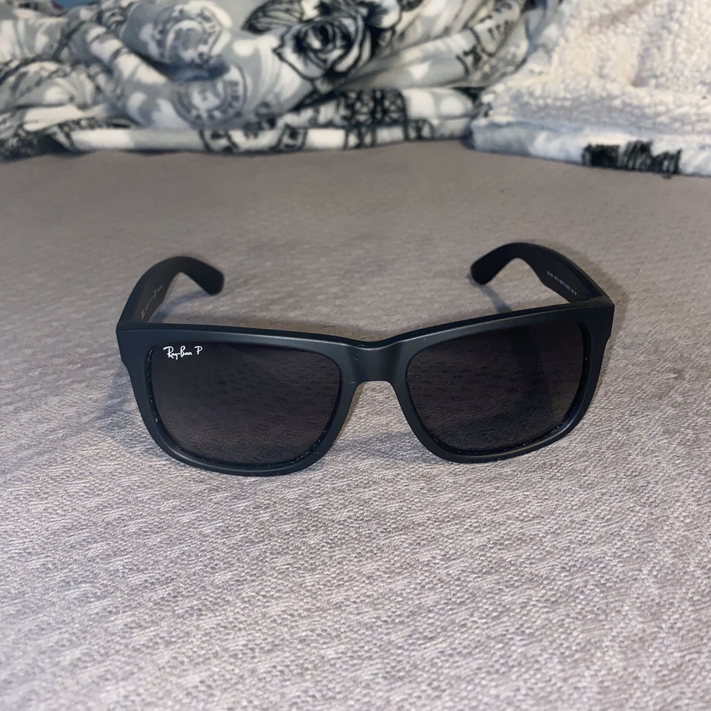 Ray-bans Justin Classic Polarized for Sale in Dallas, TX - OfferUp