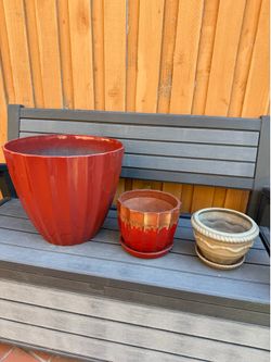 Various Pots/Planters