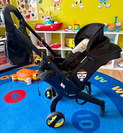 Doona Infant Car Seat & Stroller + Base & Bag – Very Good Condition