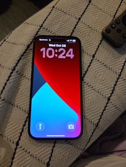 Apple iPhone with Dynamic Sound