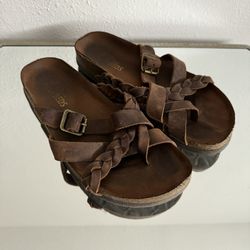 WHITE MOUNTIAN Brown Suede Leather Harrington Braided Strappy Slip On Sandals