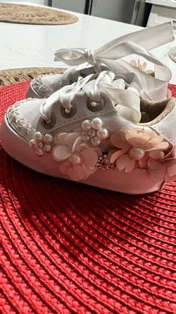 Crib little girl shoes