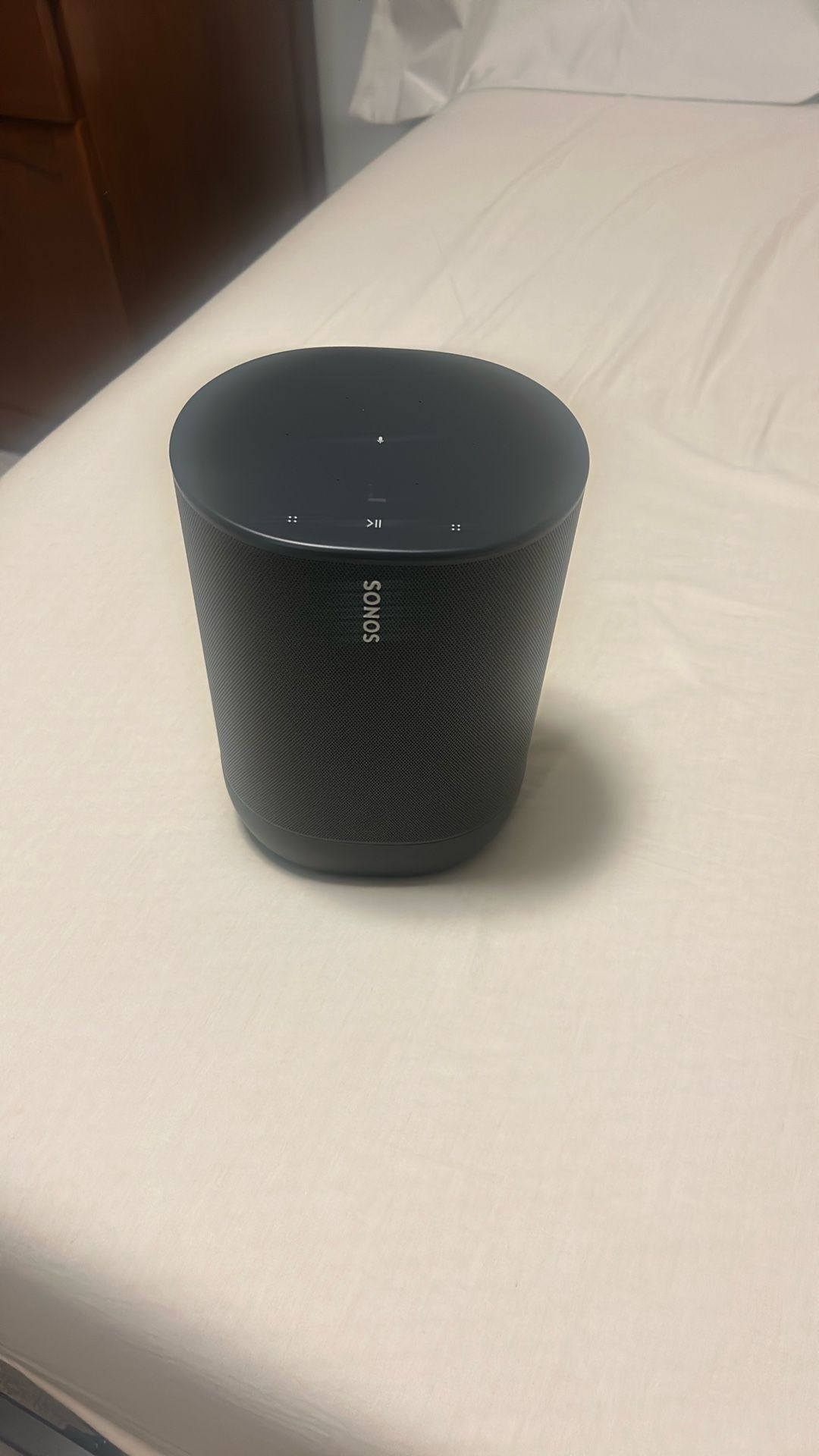 Sonos Move Smart Speaker – Excellent Condition