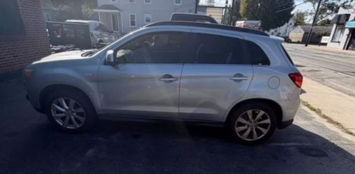 2014 Mitsubishi outlander