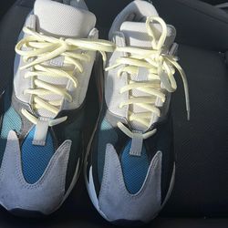 Adidas Yeezy Waverunners 700 Size 10