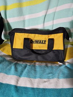 Nice Dewalt Tool 🔧 Bag 🎒  (Small) 11" X 8" _ Great Condition Nice Dewalt Tool 🔧 Bag 🎒 
