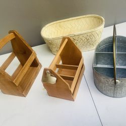 Cuddy Basket With Can Opener Take All 4 For $30