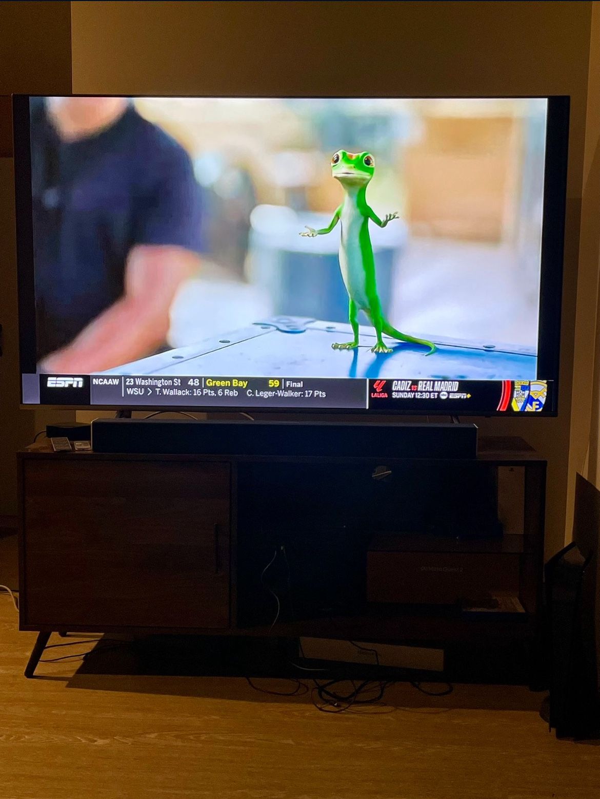 Samsung 65in 4K Smart TV