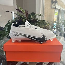 Nike Vapor Edge Elite 360 Flyknit NEW Black And white 