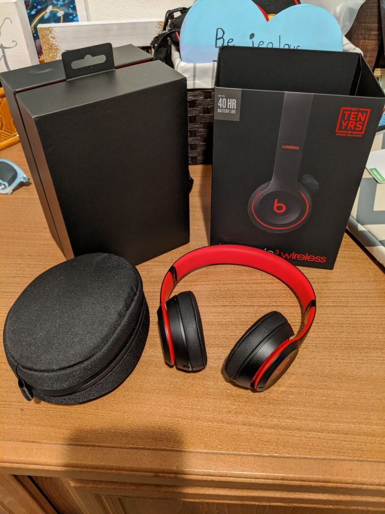 Beats Solo 3 Wireless Headphones