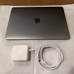 Apple MacBook Pro (13 inch, M1, 2020), 16GB, 256GB
