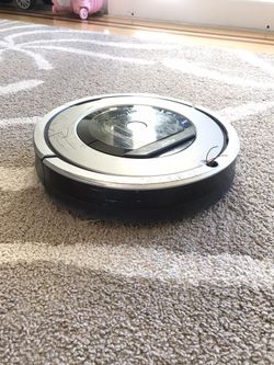 Roomba AeroForce 860