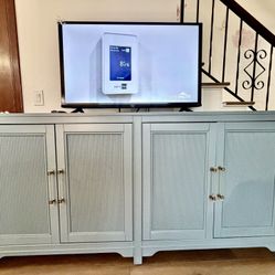 72” Cabinet / Consol