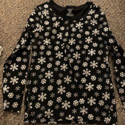 Long sleeve Snowflake Shirt