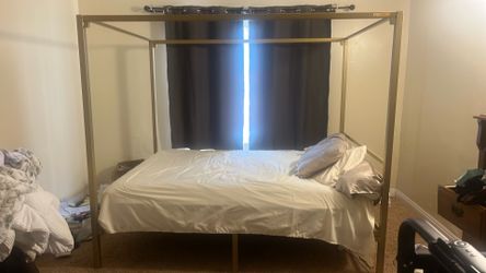 Canopy Bedframe