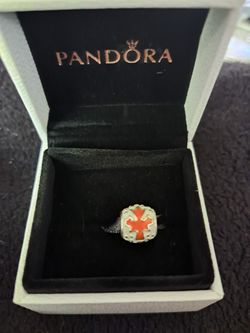 Retired Limited Edition Pandora Maple Leaf Charm