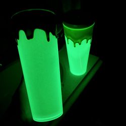 Brand New Glow In The Dark Tumbler 🛑 NOT STARBUCKS. Read Discription Please 