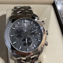 ### BRAND NEW BURBERRY Heritage 1850###