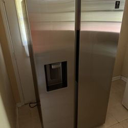 Samsung Refrigerator 
