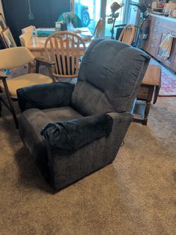 Free electric chair
