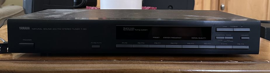 Vintage YAMAHA T-60 Natural Sound AM/FM Stereo Tuner