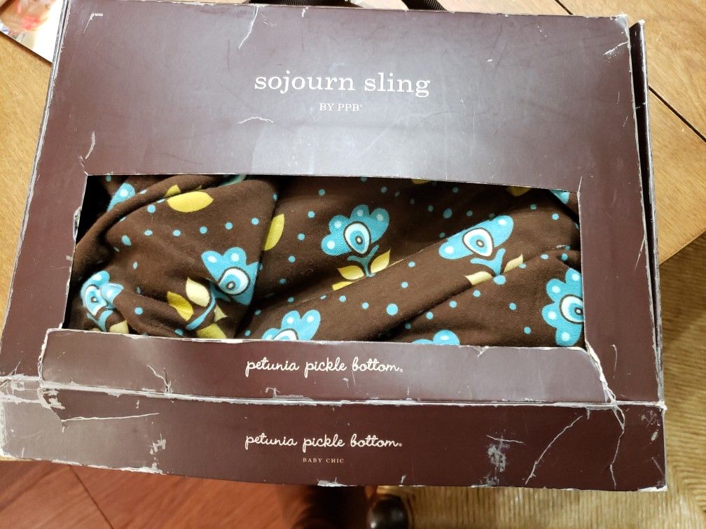 Petunia Pickle bottom