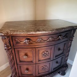 Side Table (Ashley Furniture)