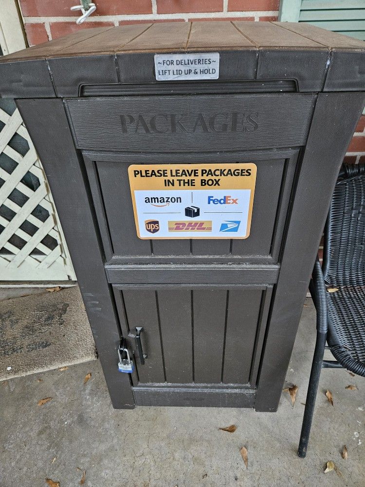 Package Delivery Safe Dropoff Box