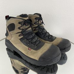 RED WING Mens Tan Nubuck Leather CRV 6 Inch Safety Aluminum Toe Work Boot 4426