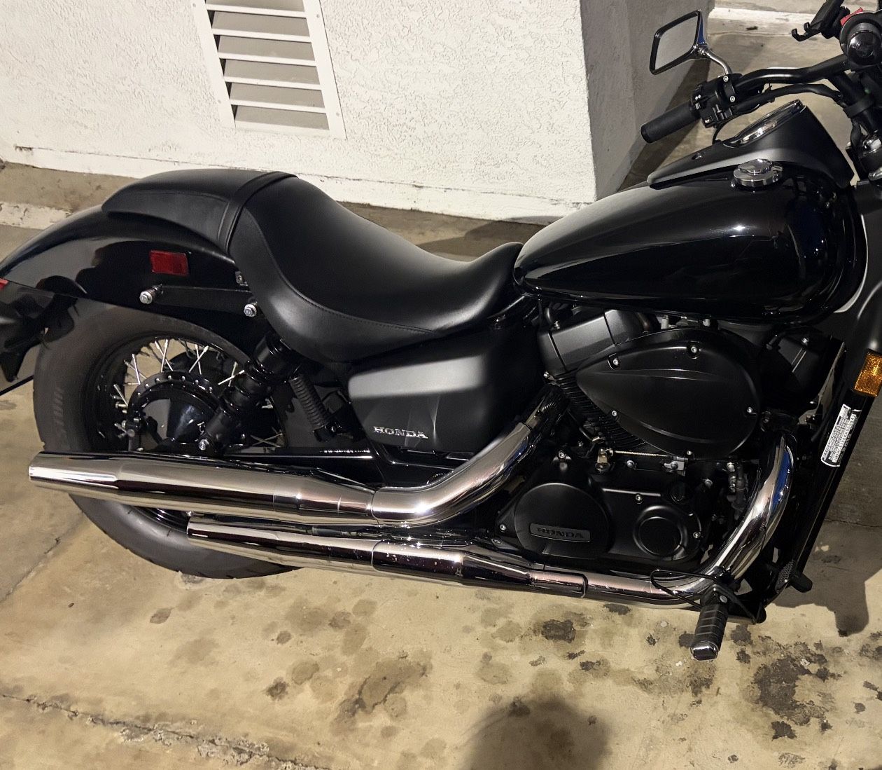 Stock Honda Shadow Phantom exhaust