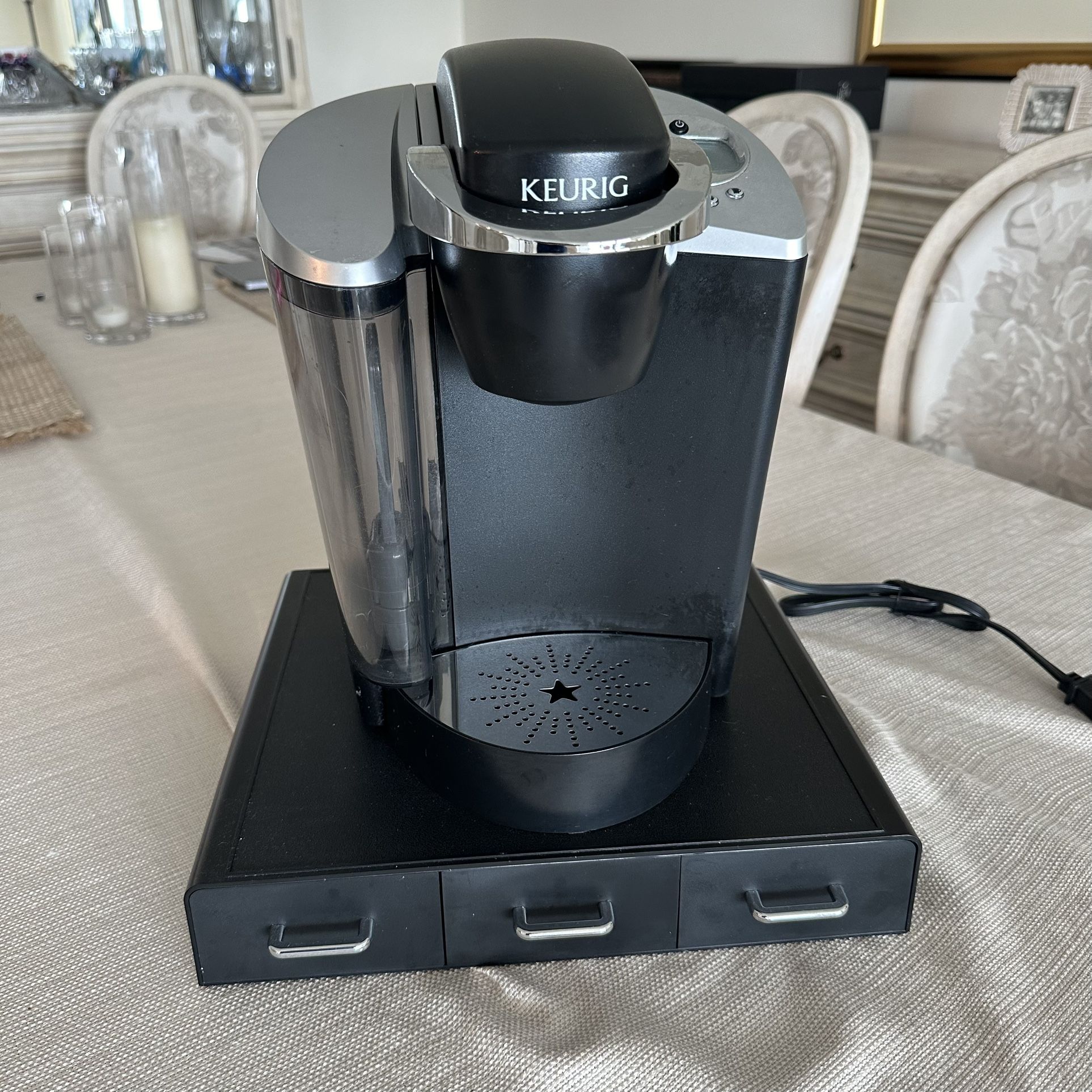 Keurig Coffee Machine With K Cup Holder