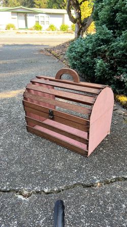 Wooden vintage cage carrier