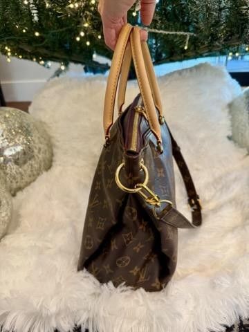 Louis Vuitton Monogram Pallas in Grape