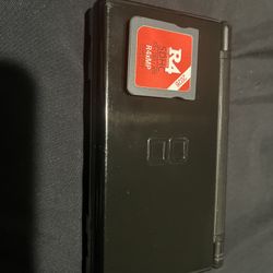 Ds Lite With Charger And Stylus( Come With R4 Card For Modding)
