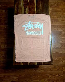 Stussy Men's Peach Colored Graphic Tee