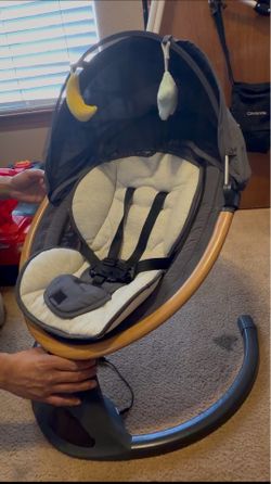 Baby swing