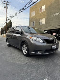 2017 Toyota Sienna