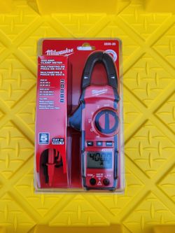 Milwaukee
400 Amp AC Digital Clamp Meter