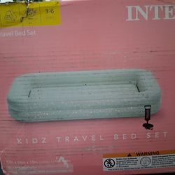 New Kids Travel Bed Set