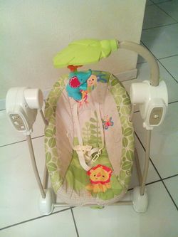 Fisher price baby bouncer!!like new
