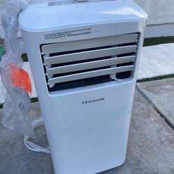 AC Indoor Frigidaire Ffpa0822r10 Perfect