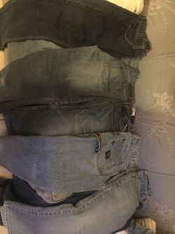 Pantalones de niño distintas tallas