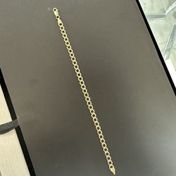 14k Gold Diamond Cut Bracelet 4.4g