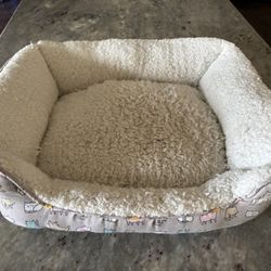 Whisker City Cat Bed