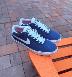 Mens US Size 11 Nike SB Bruin Hyperfeel Canvas SB Sneakers - Industrial Blue NWB