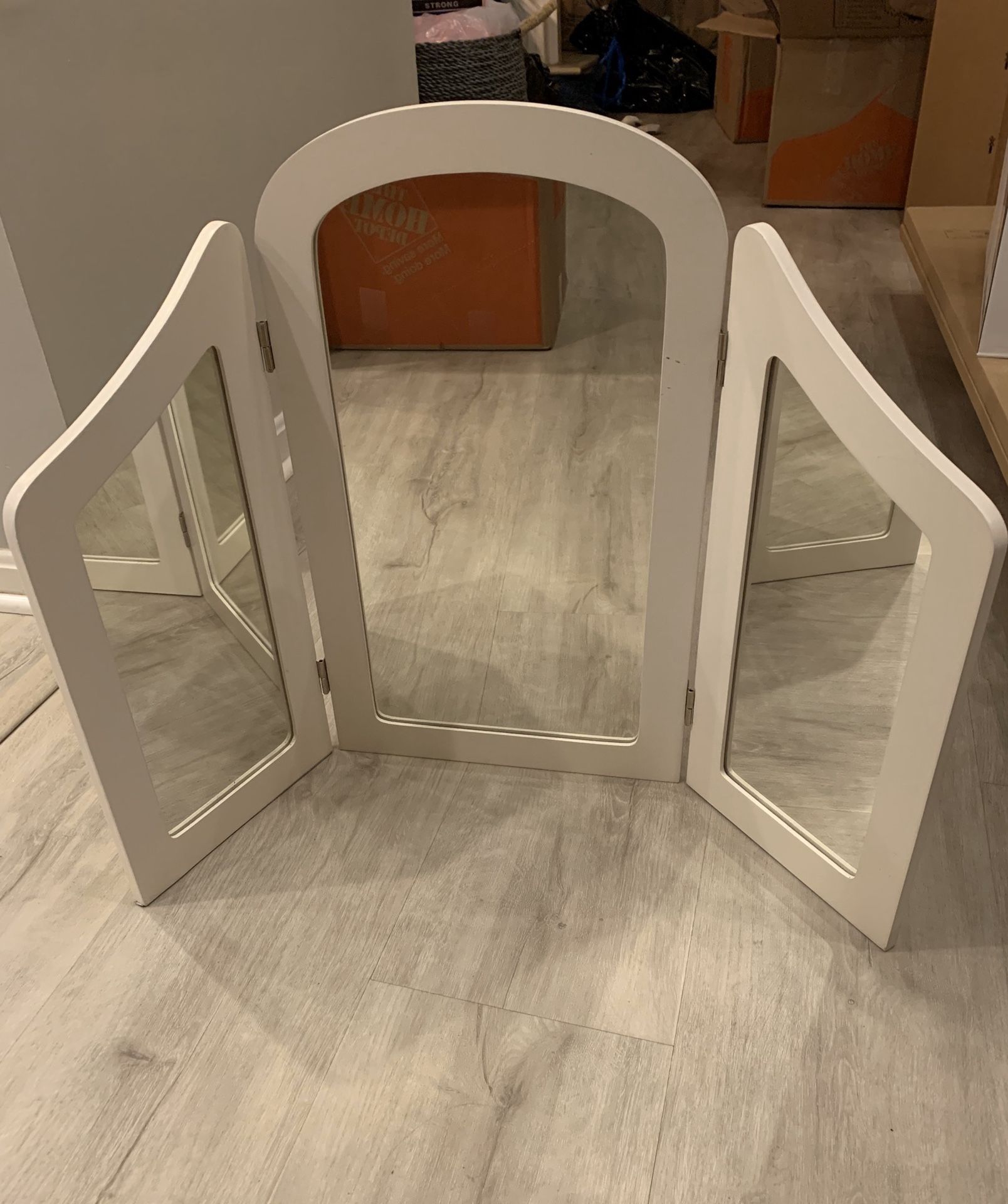 Vanity Desk Mirror 3-Fold